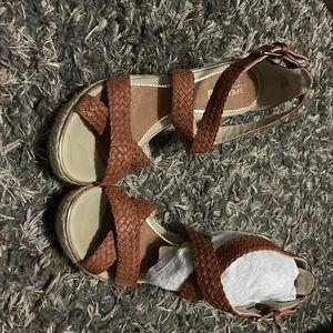 Sperry wedge sandals